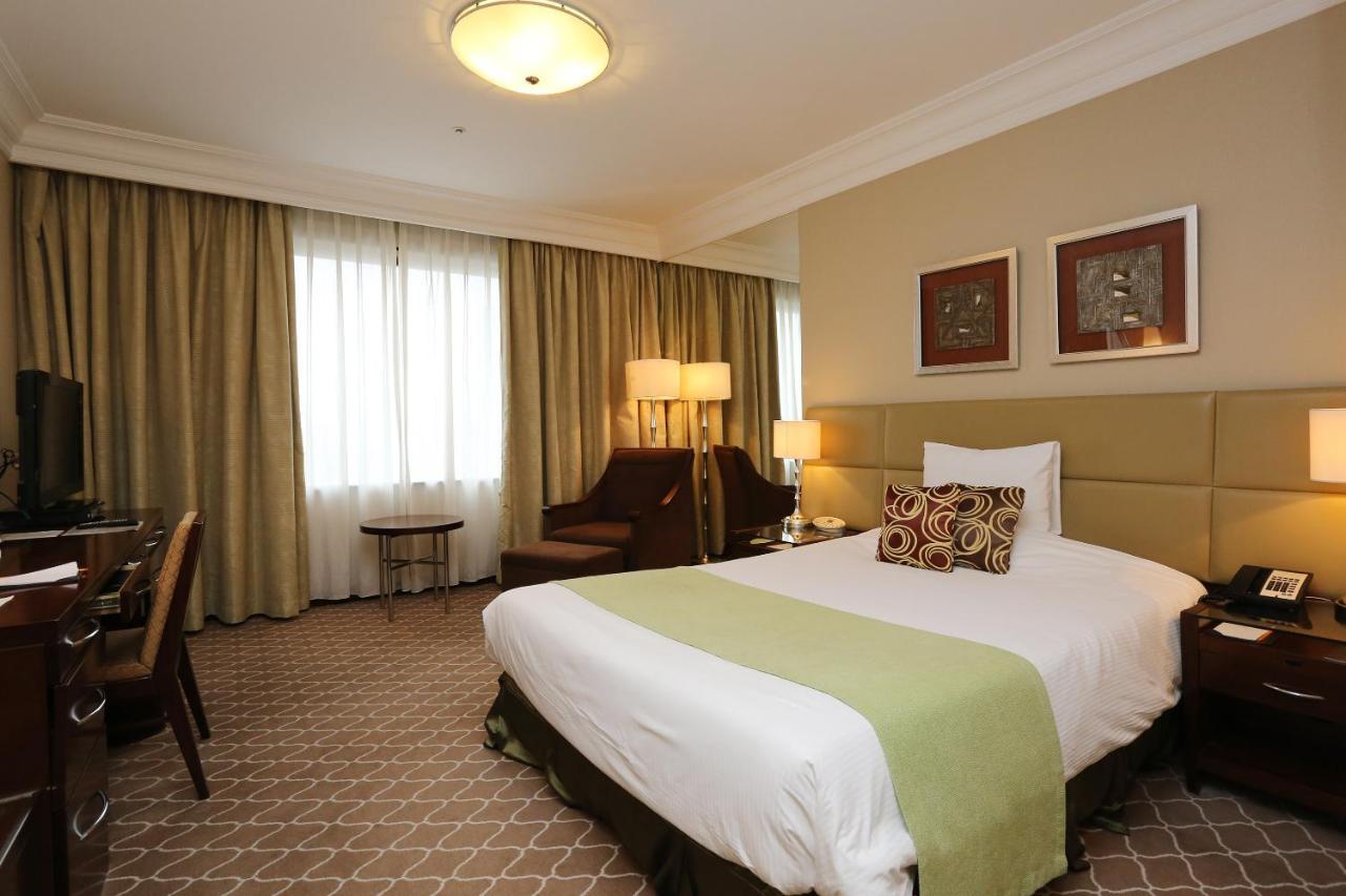 Okura Garden Hotel Шанхай Екстериор снимка