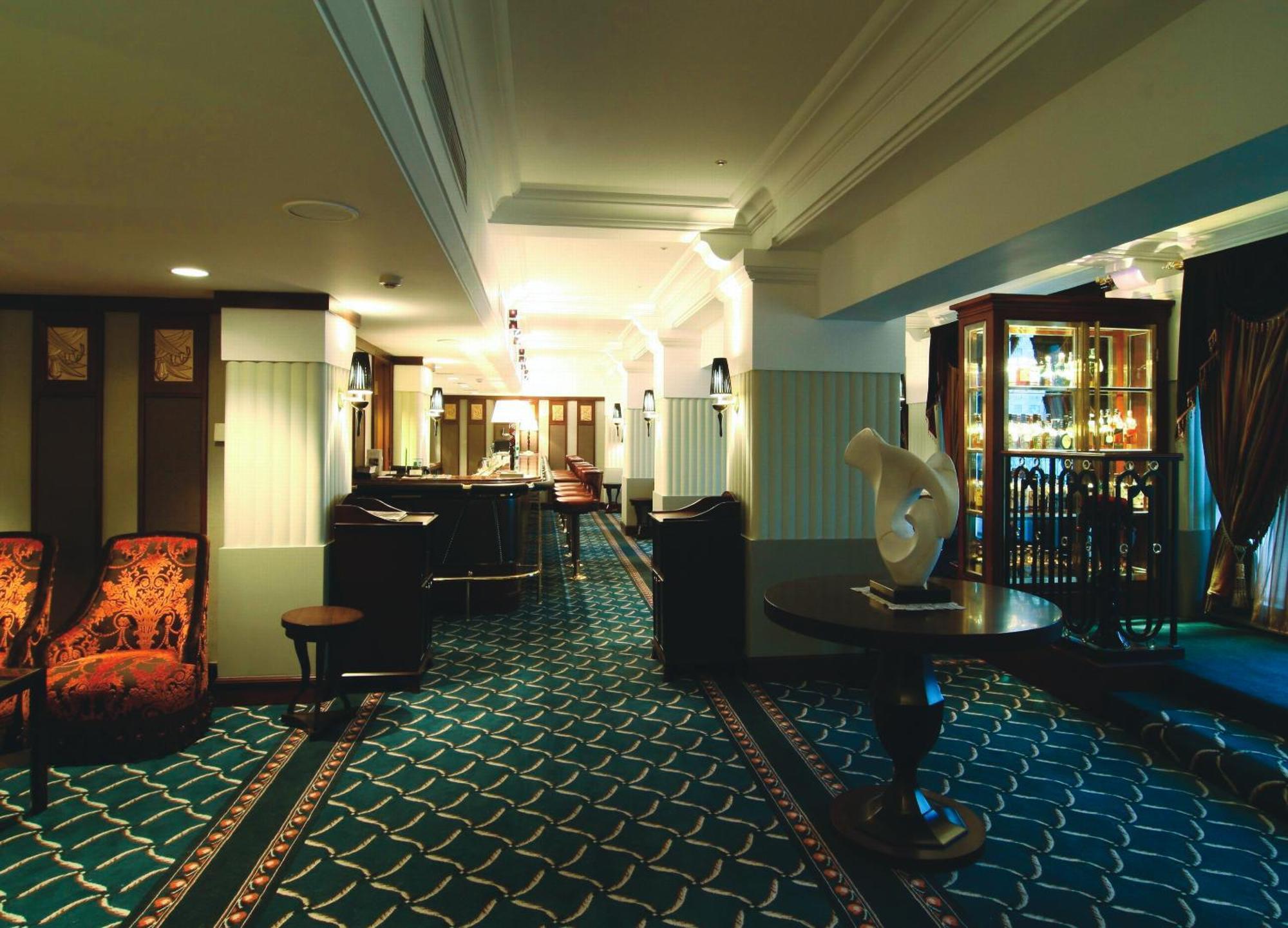 Okura Garden Hotel Шанхай Екстериор снимка