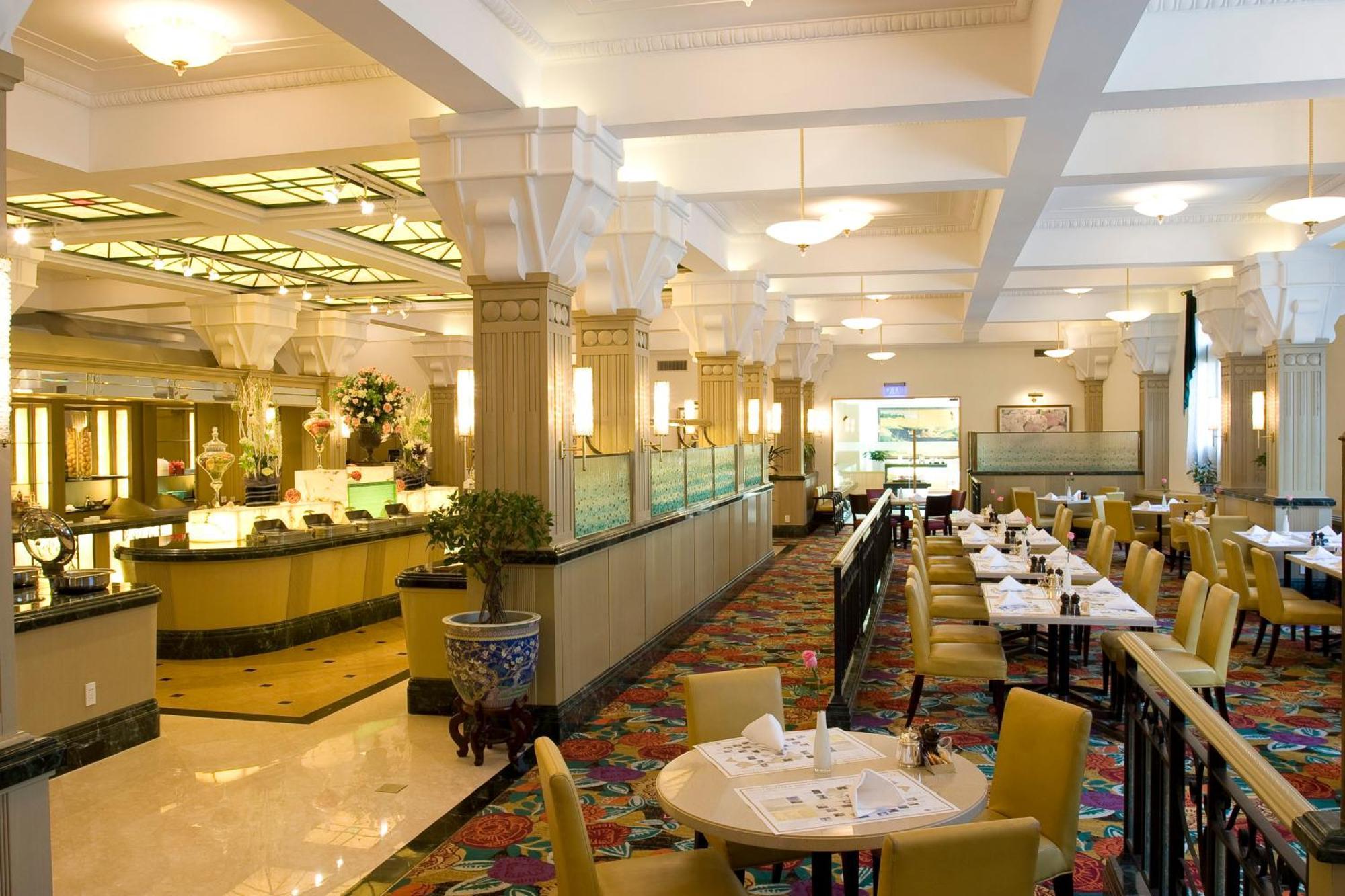 Okura Garden Hotel Шанхай Екстериор снимка