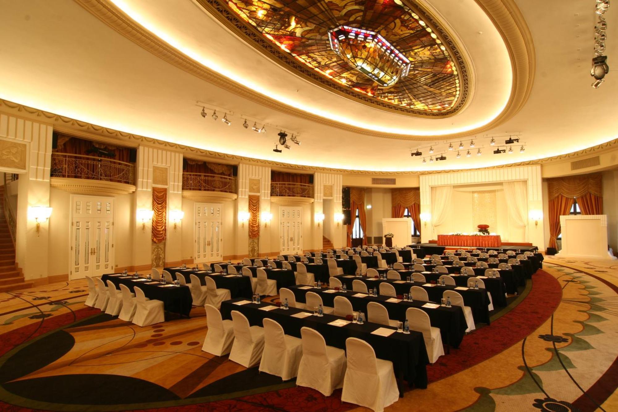 Okura Garden Hotel Шанхай Екстериор снимка