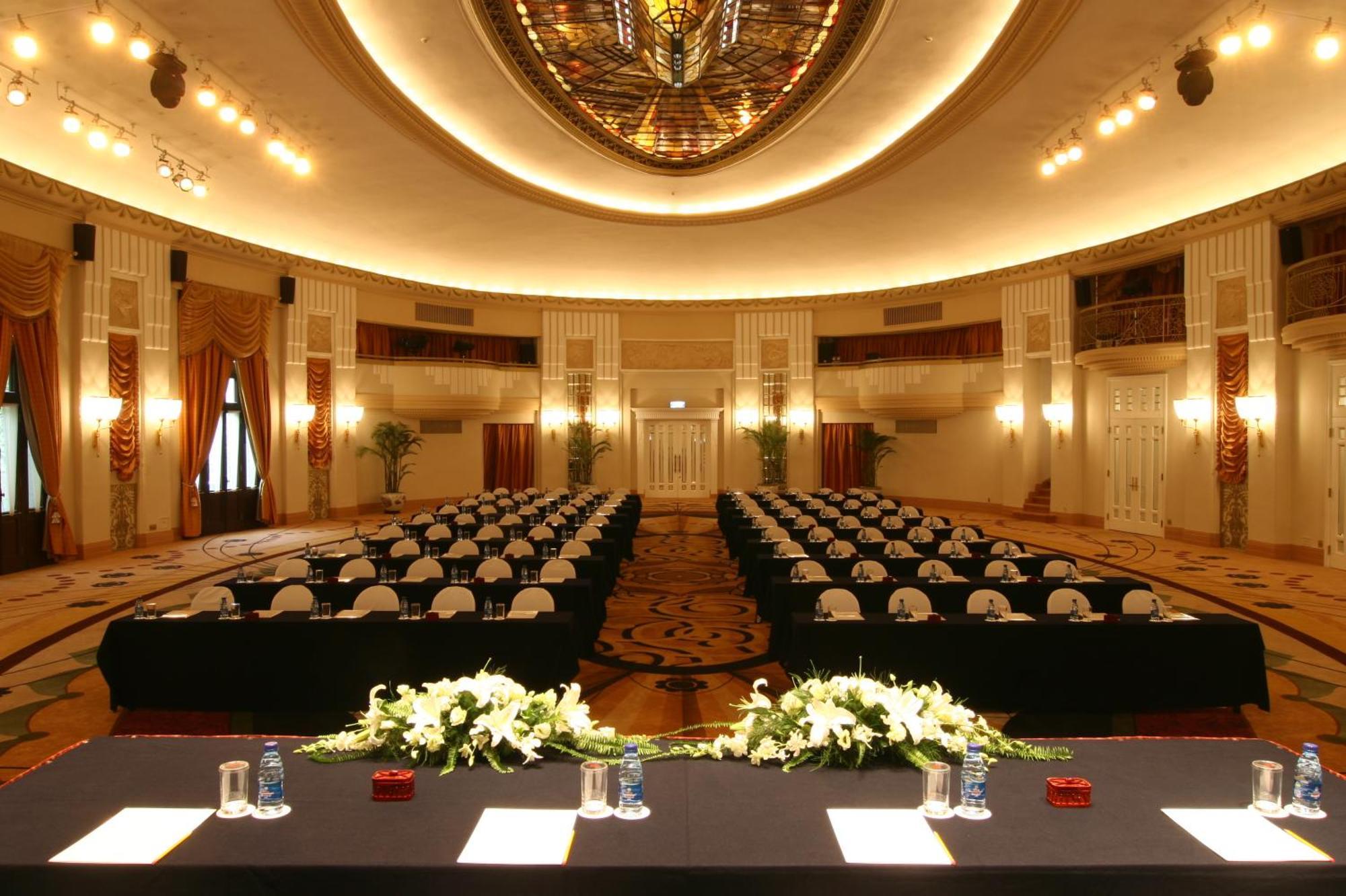 Okura Garden Hotel Шанхай Екстериор снимка