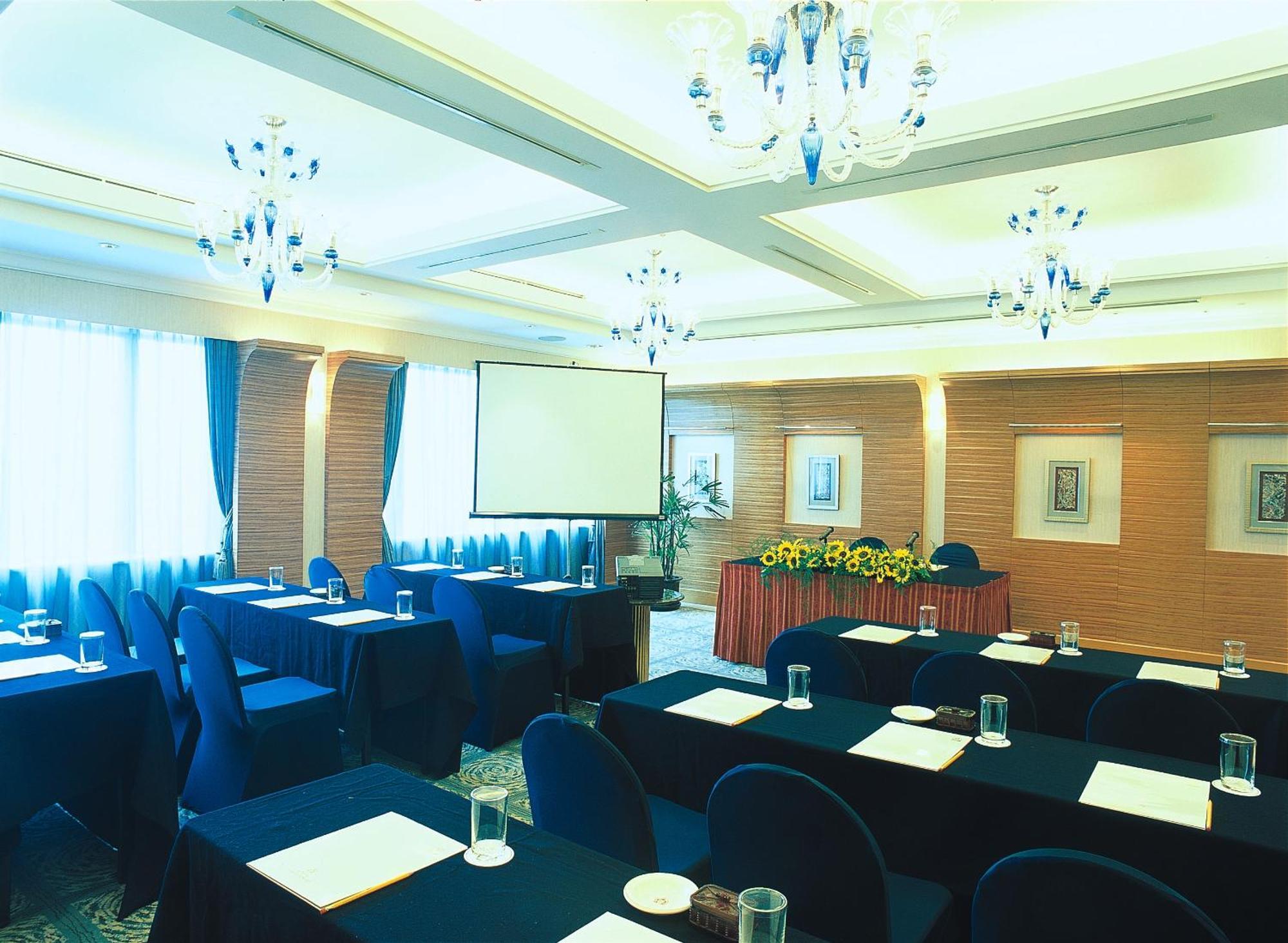 Okura Garden Hotel Шанхай Бизнес снимка