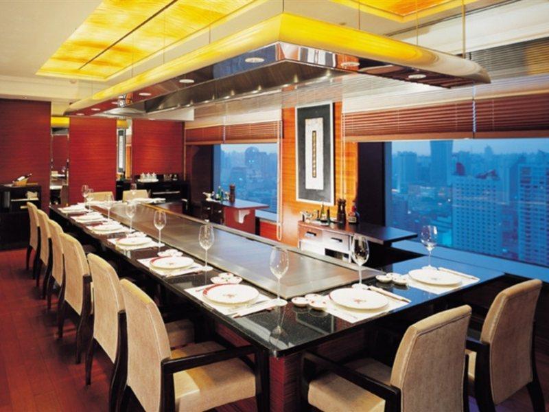 Okura Garden Hotel Шанхай Екстериор снимка