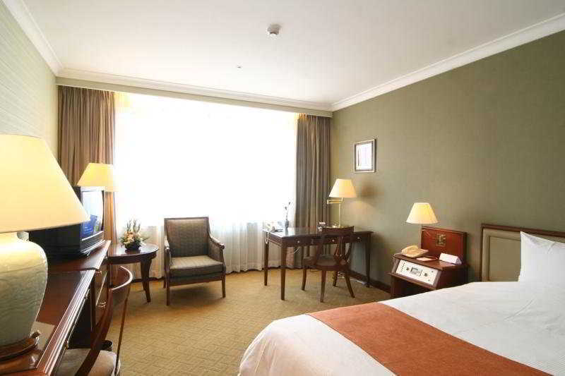 Okura Garden Hotel Шанхай Екстериор снимка