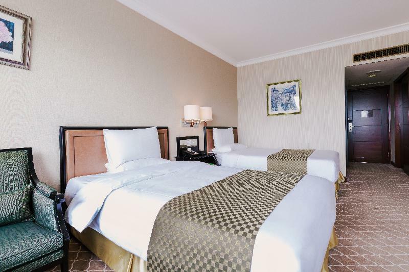 Okura Garden Hotel Шанхай Екстериор снимка